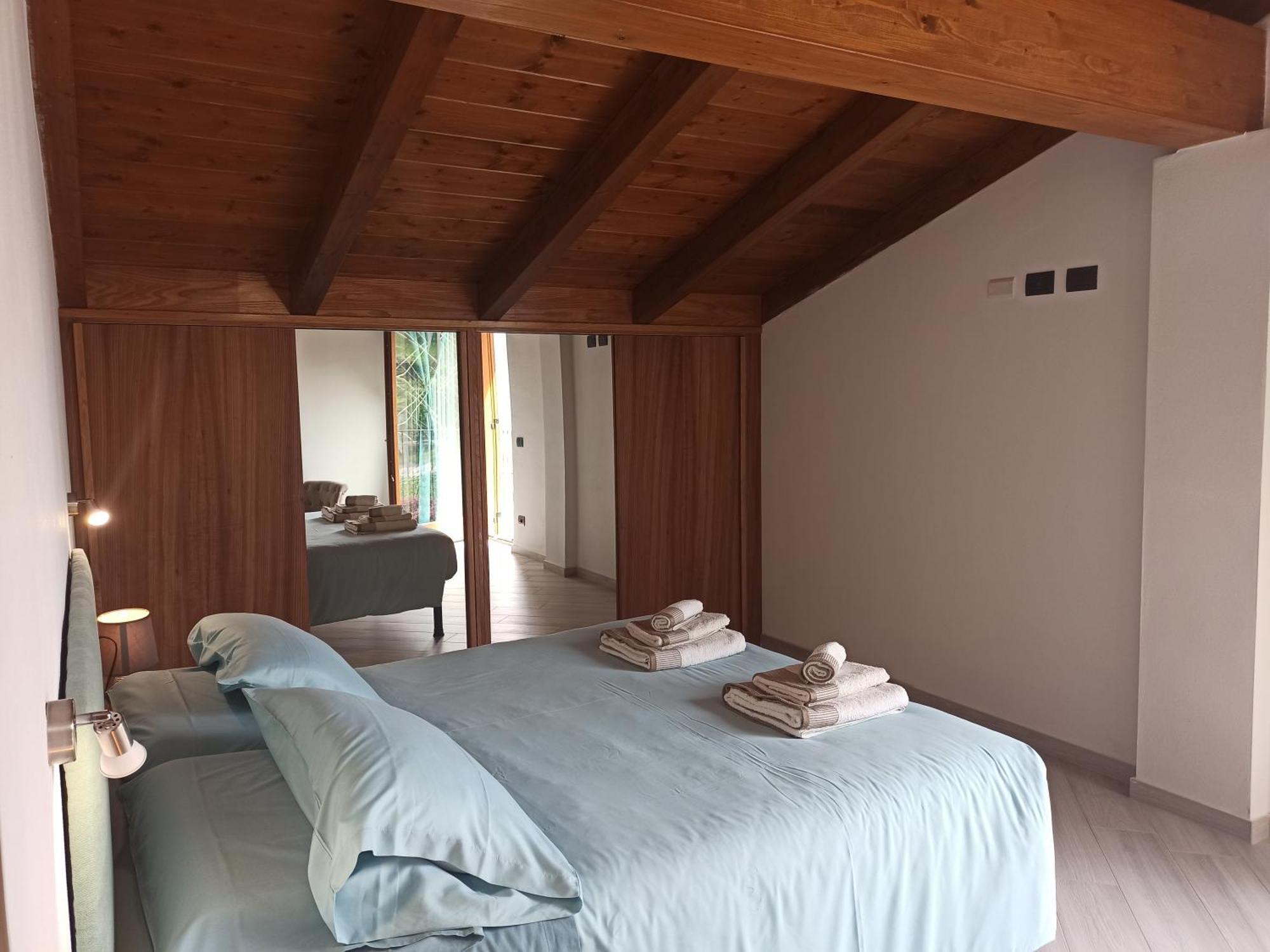 Larius Apartment - Como Lake View Mandello del Lario Zewnętrze zdjęcie