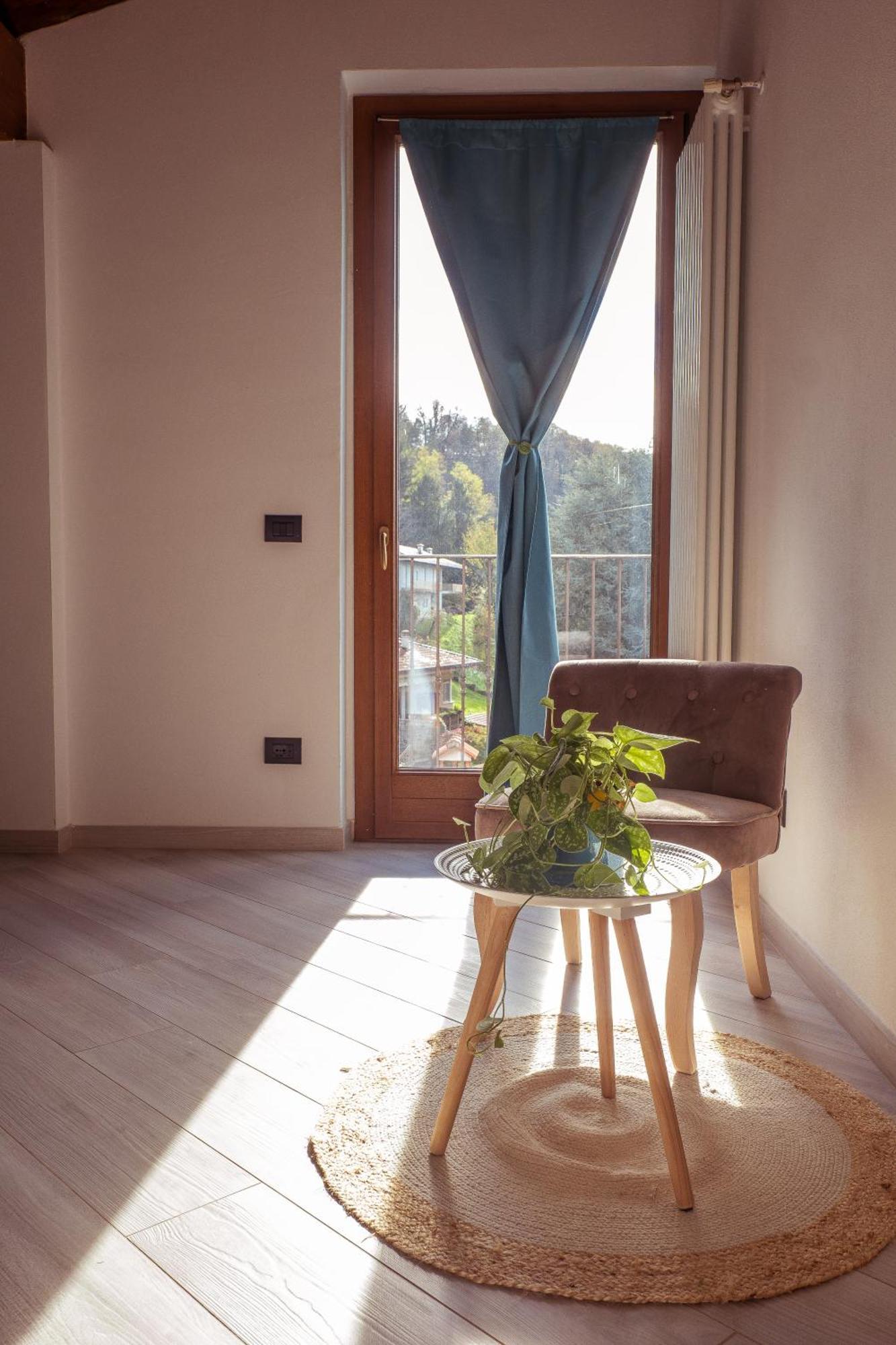 Larius Apartment - Como Lake View Mandello del Lario Zewnętrze zdjęcie