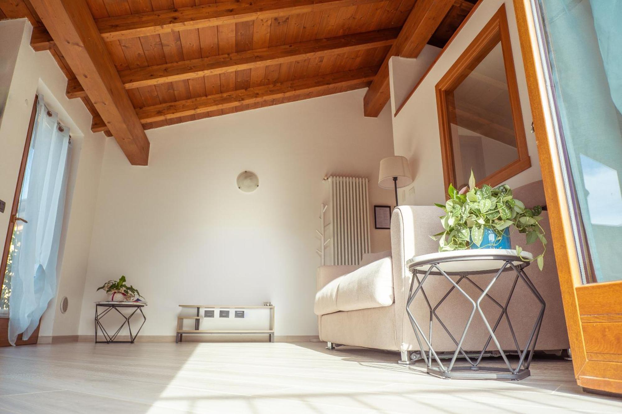 Larius Apartment - Como Lake View Mandello del Lario Zewnętrze zdjęcie